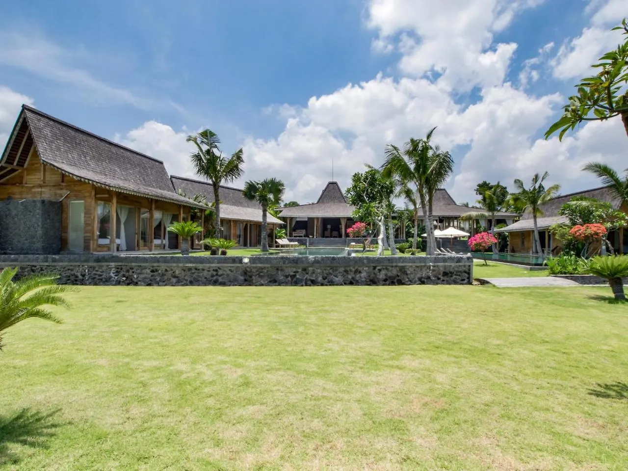 Villa Mannao By Villa Finder Kerobokan